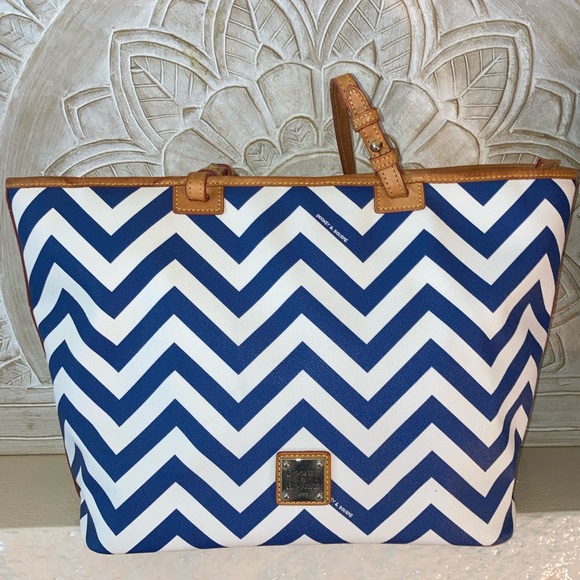 Dooney & Bourke Chevron Tote - Picture 2 of 11